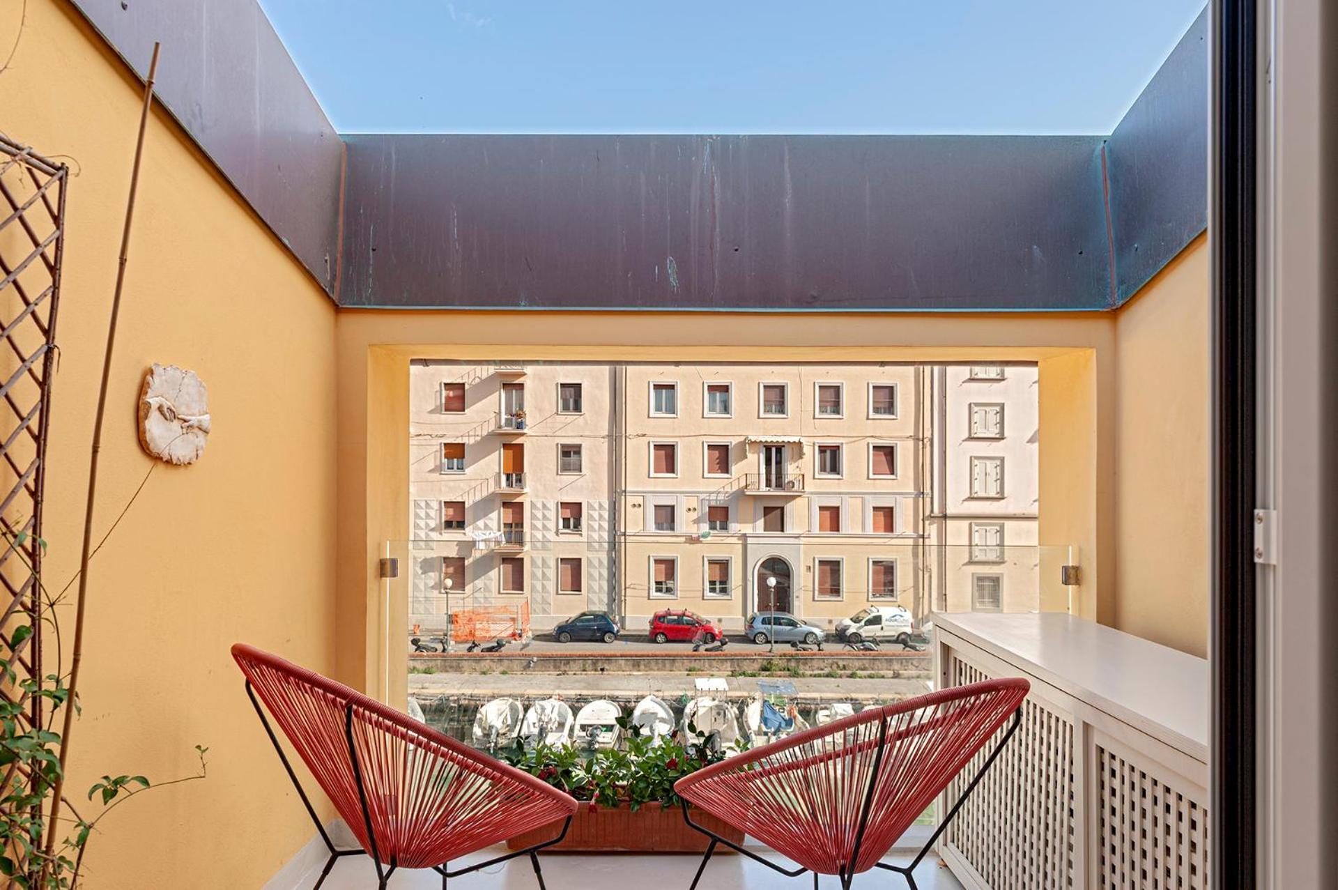 Waterfront Balcony I Grani 5 Resort Grand Suite Ліворно Екстер'єр фото